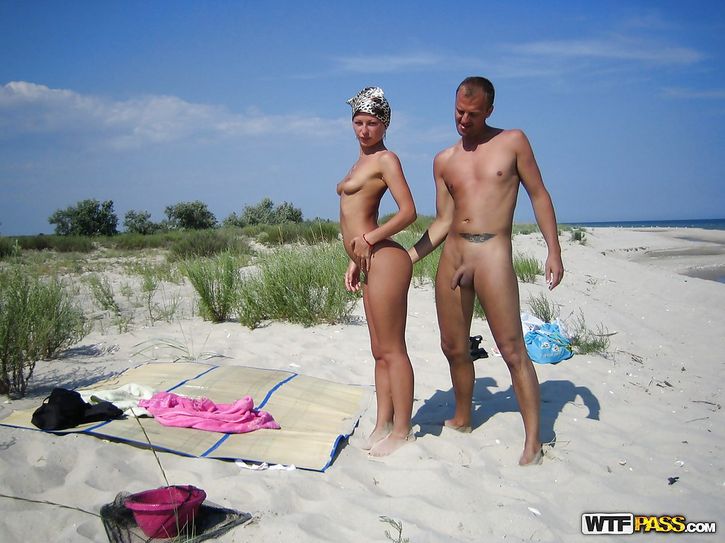 Крепкий жиган порет на диком пляже смазливую телку частное порно